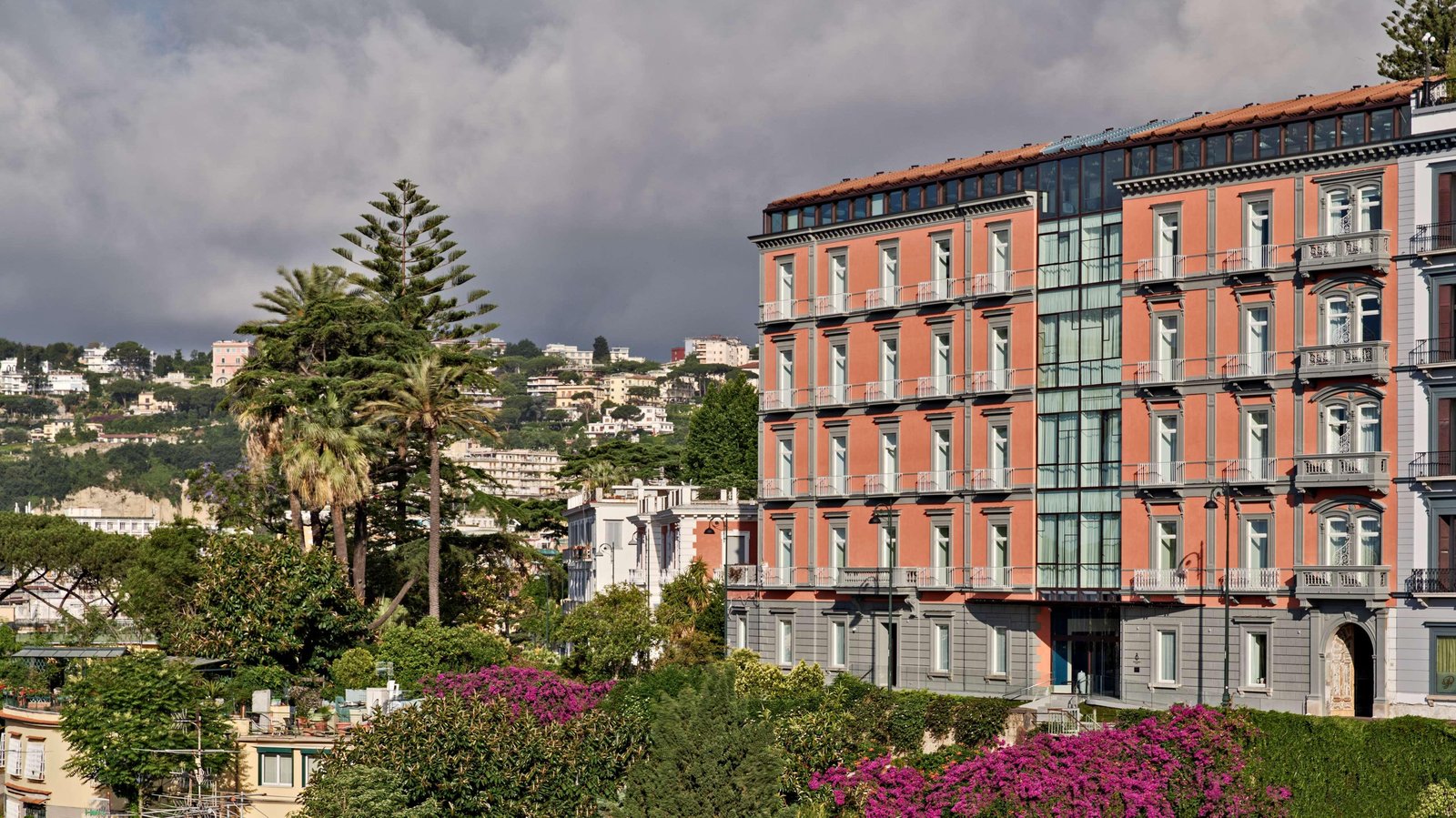 De Bonart Naples, Curio Collection by Hilton, how it began