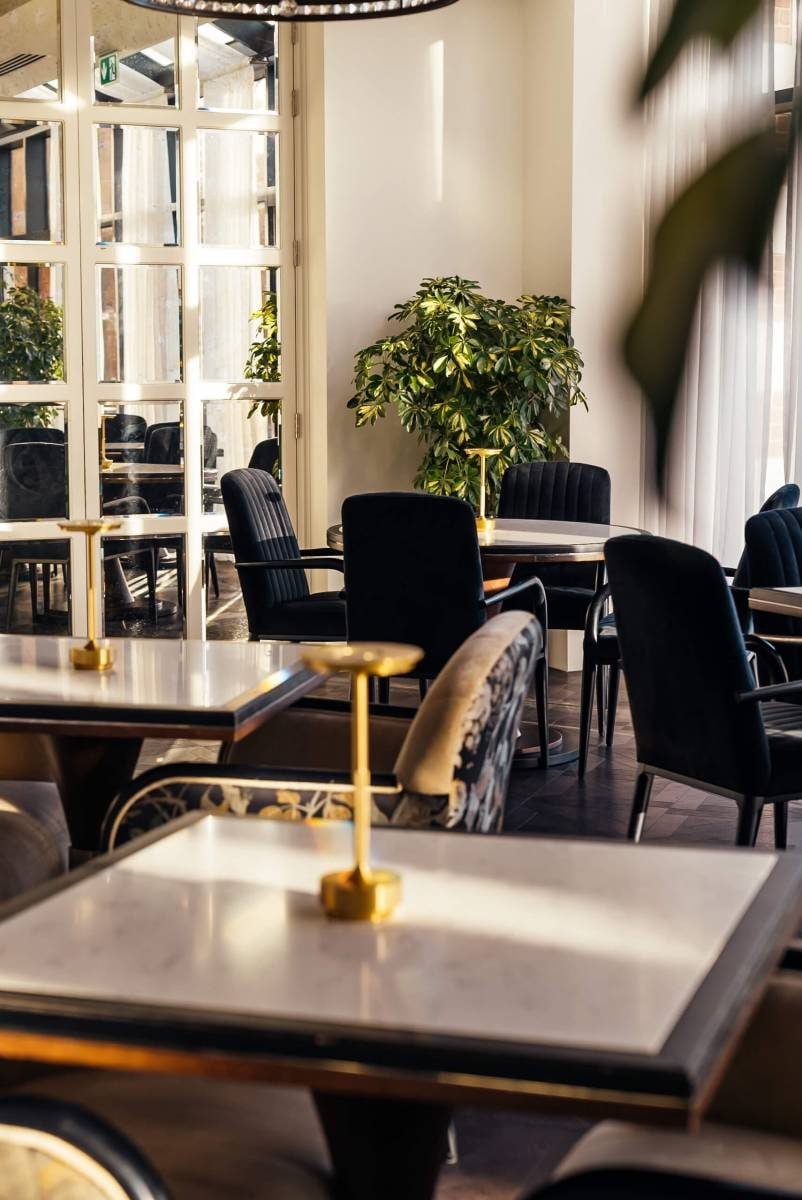 Fairmont Windsor Park, at the table