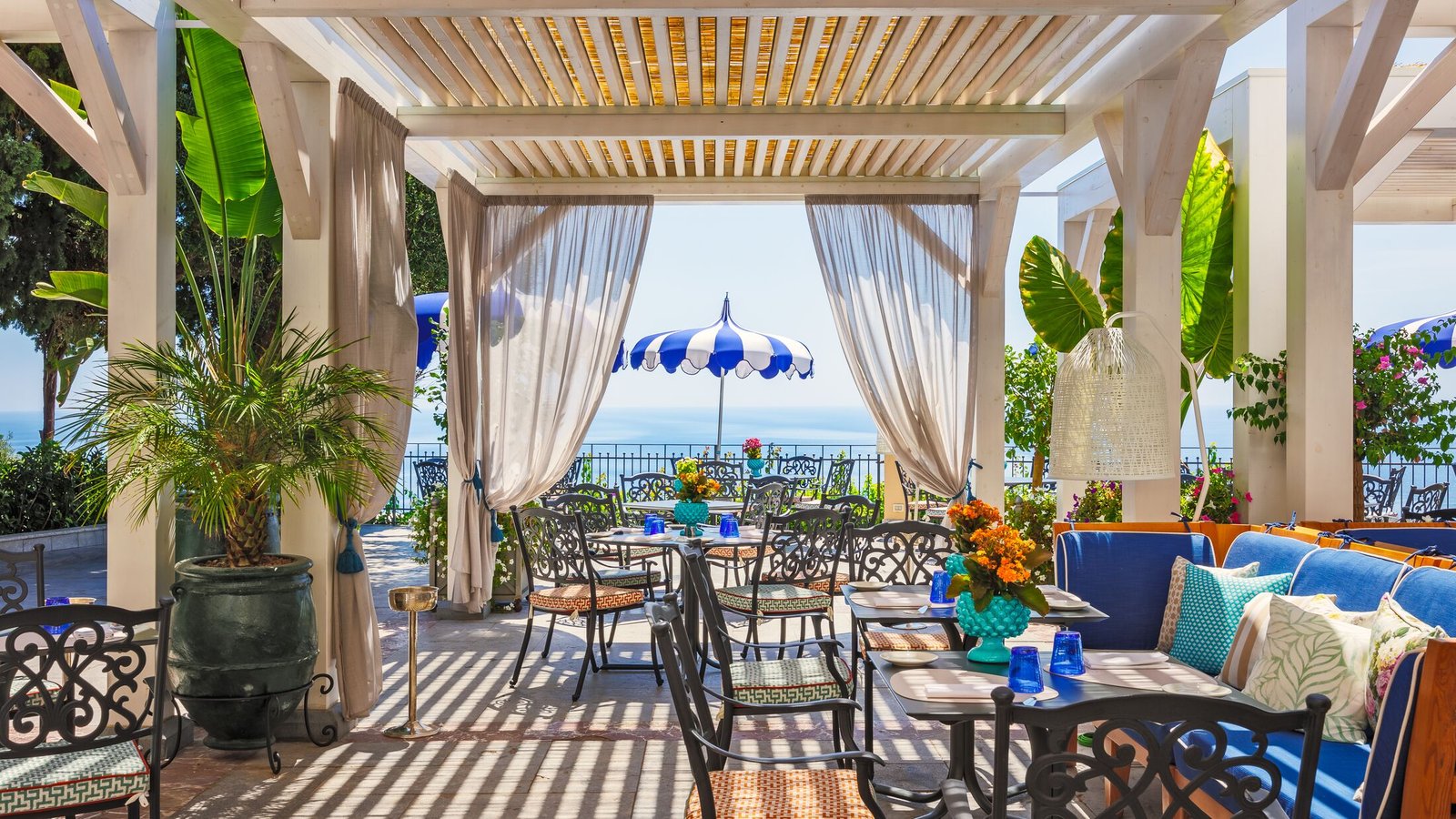 Grand Hotel San Pietro, at the table