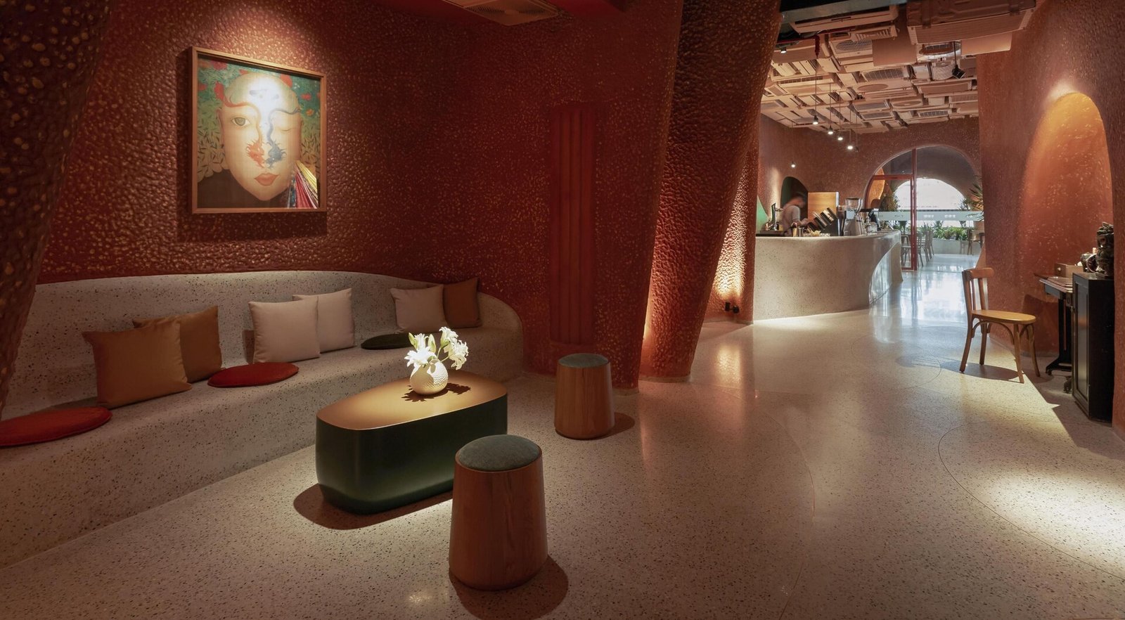 Silverland Ben Thanh Hotel — vibe