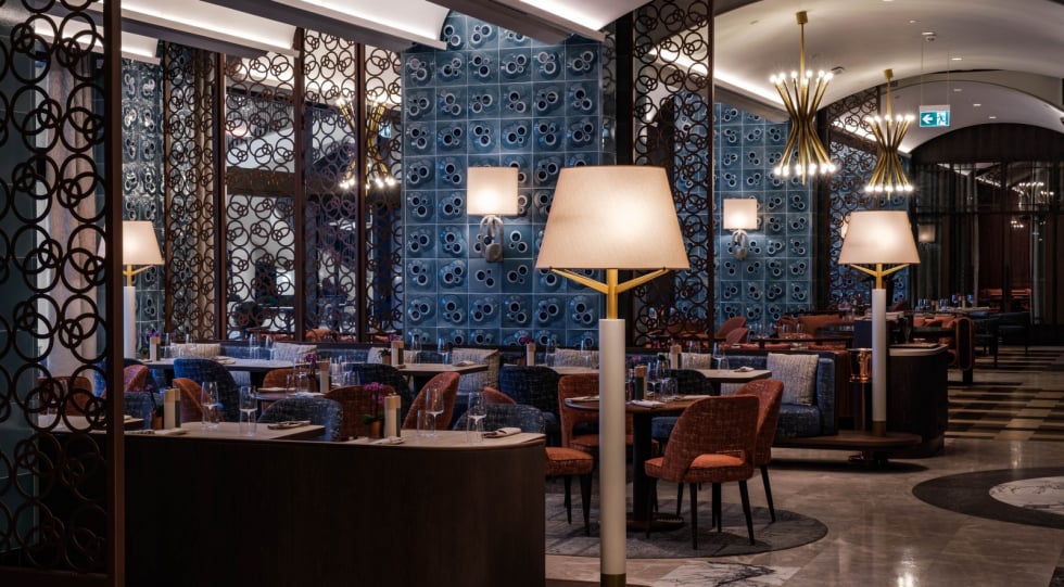 Hilton Istanbul Bosphorus, at the table