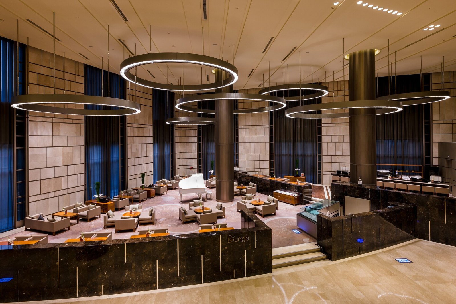 Hotel Nikko Saigon — eat & drink