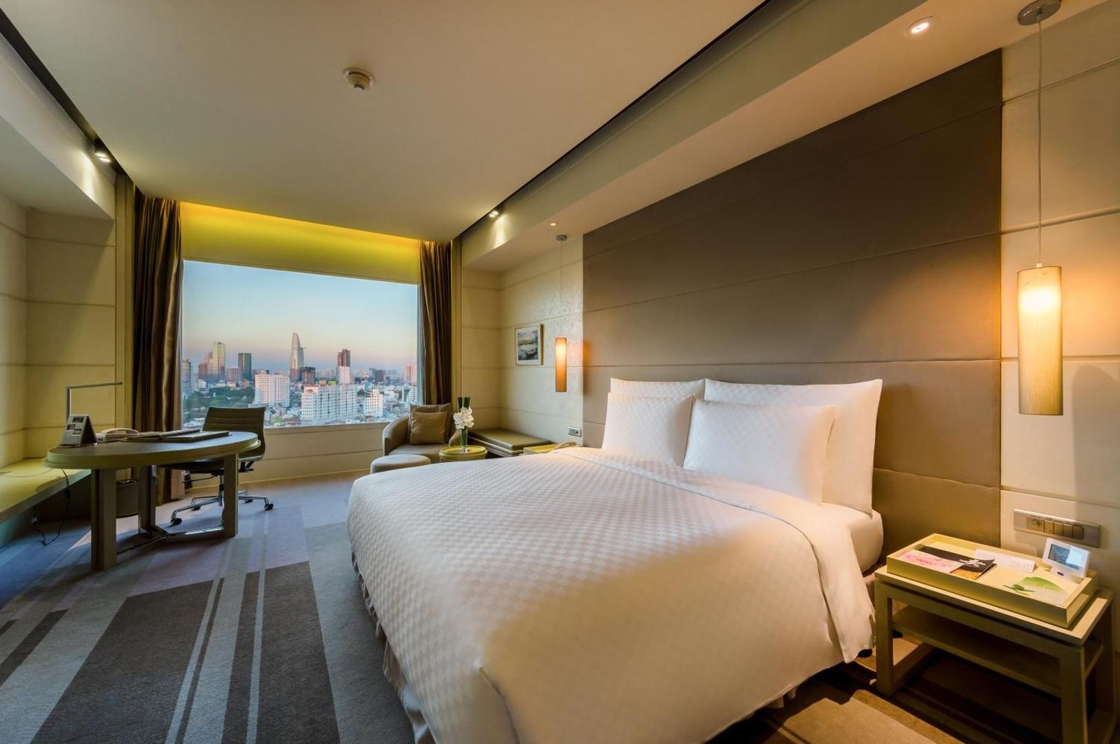 Hotel Nikko Saigon — rooms