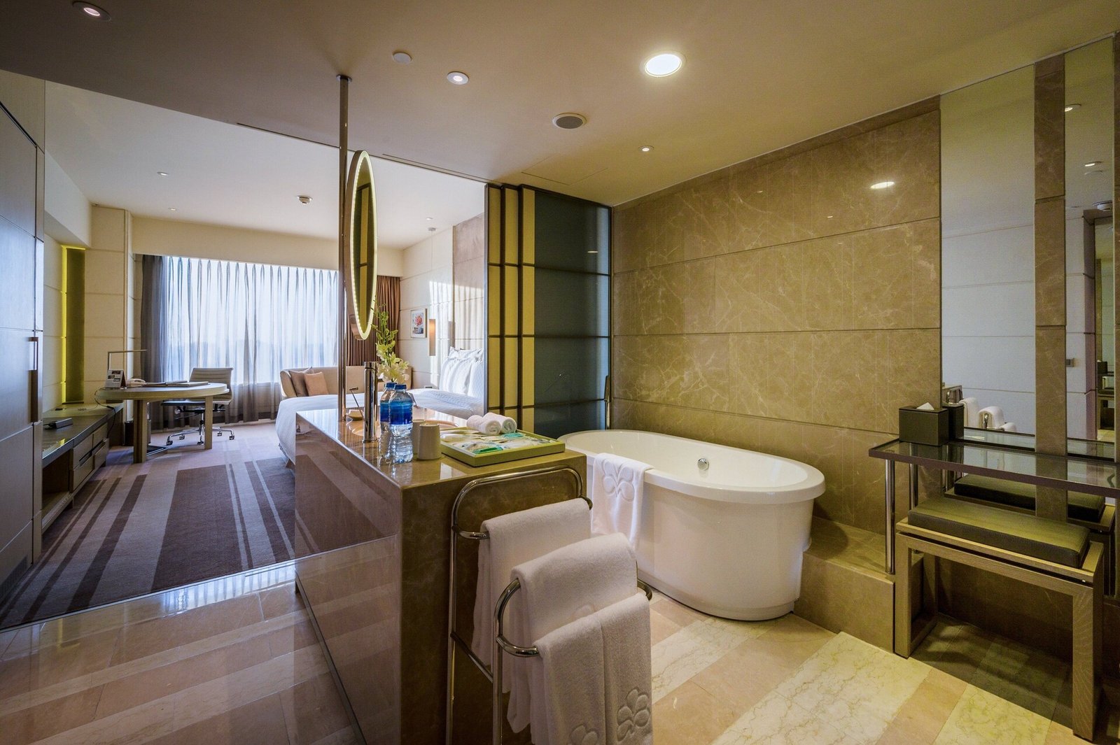 Hotel Nikko Saigon — rooms
