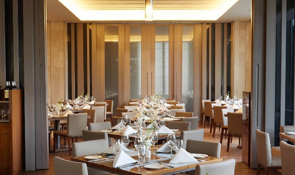 Hotel Nikko Saigon — eat & drink