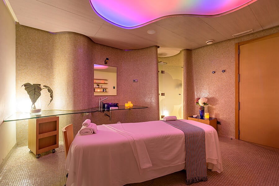 Las Arenas Balneario Resort, the spa and gym