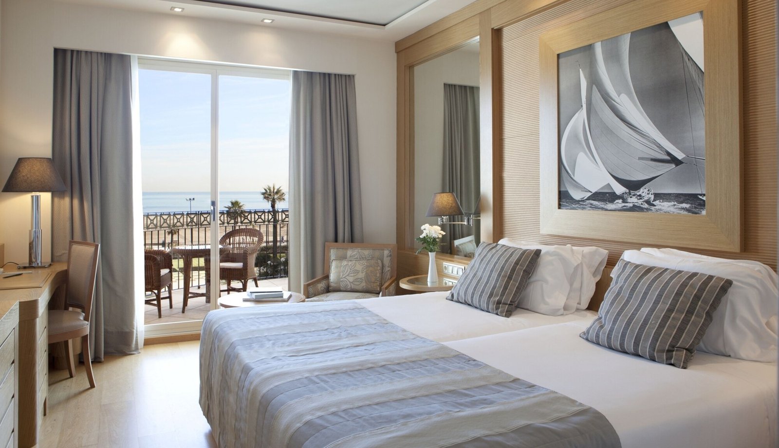 Las Arenas Balneario Resort, rooms