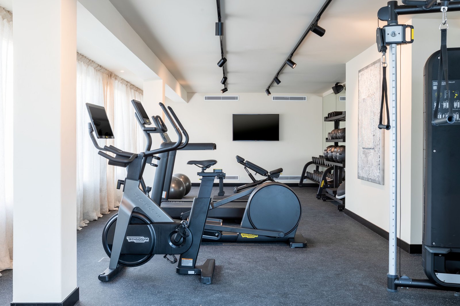 Hotel Riomar Ibiza, a Tribute Portfolio Hotel, the gym