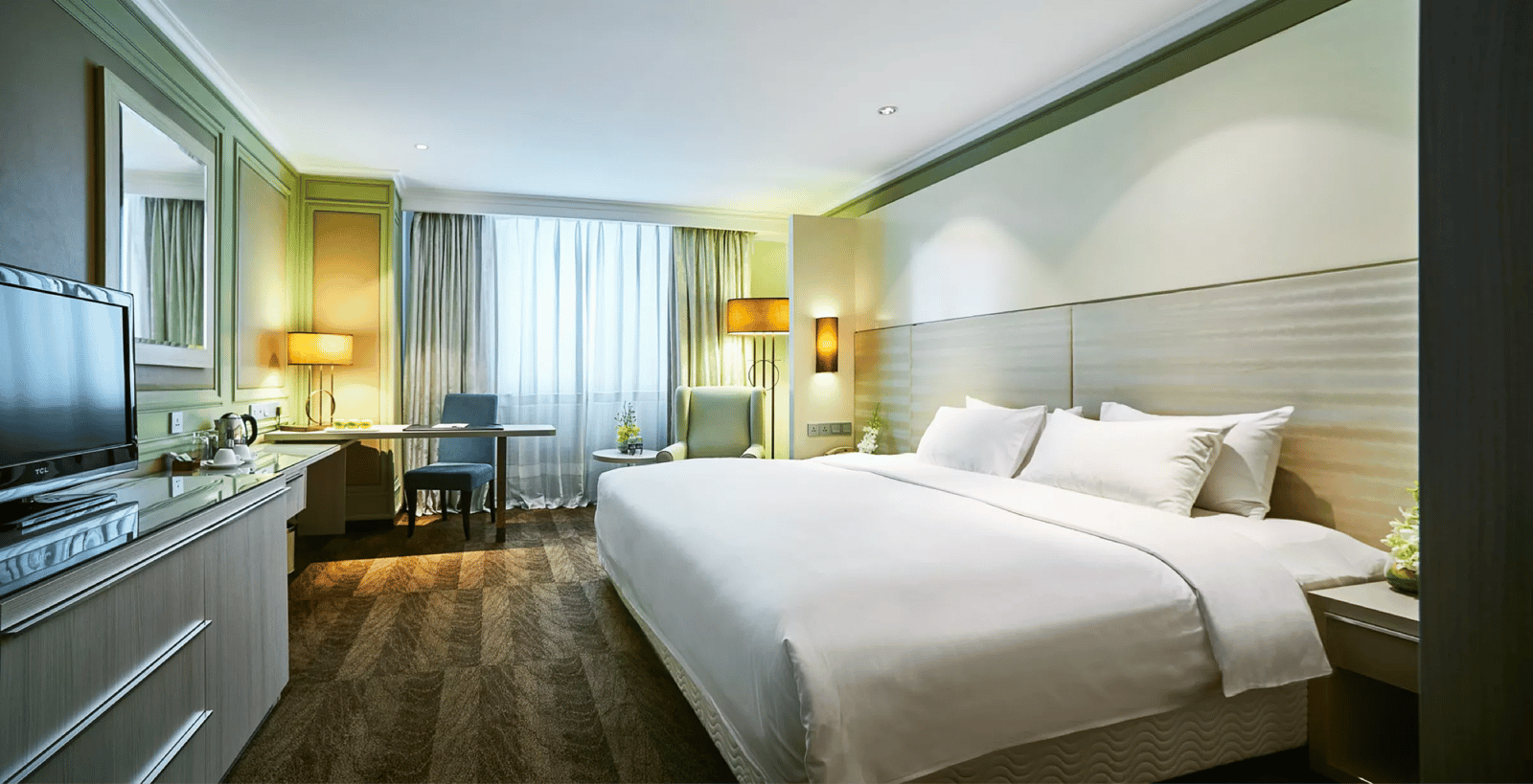 Windsor Plaza Hotel — rooms