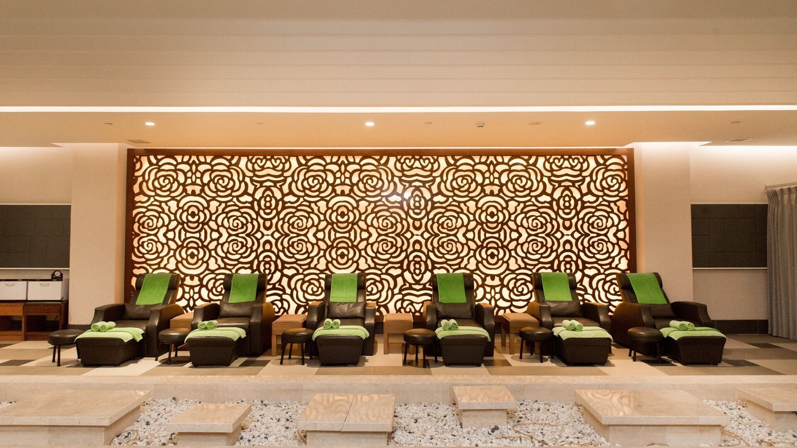 Windsor Plaza Hotel — wellness