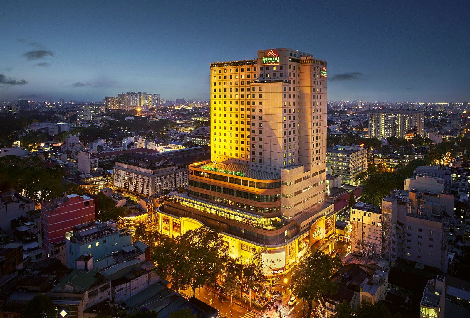 Windsor Plaza Hotel — backstory