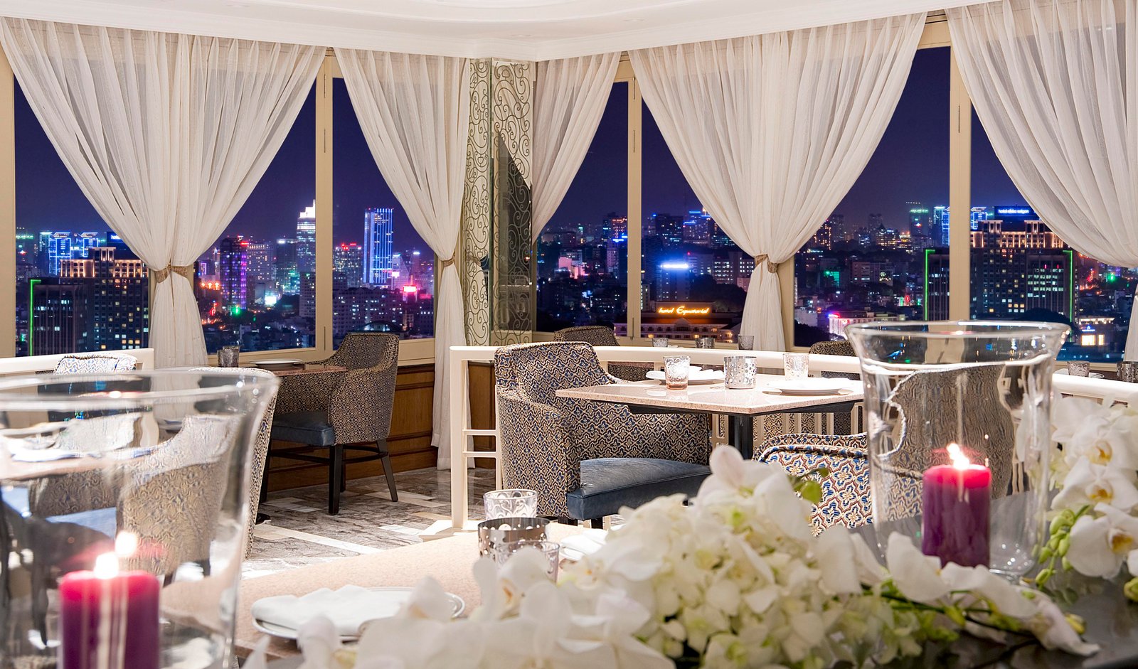 Windsor Plaza Hotel, at the table