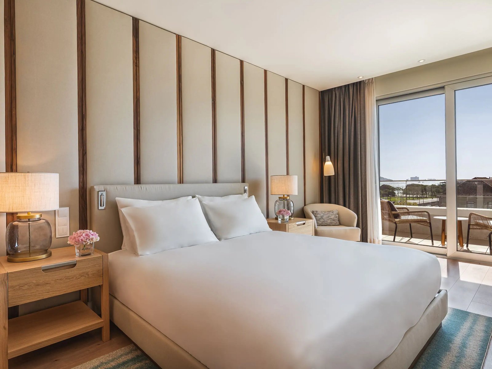 Hyatt Regency Lisbon, rooms