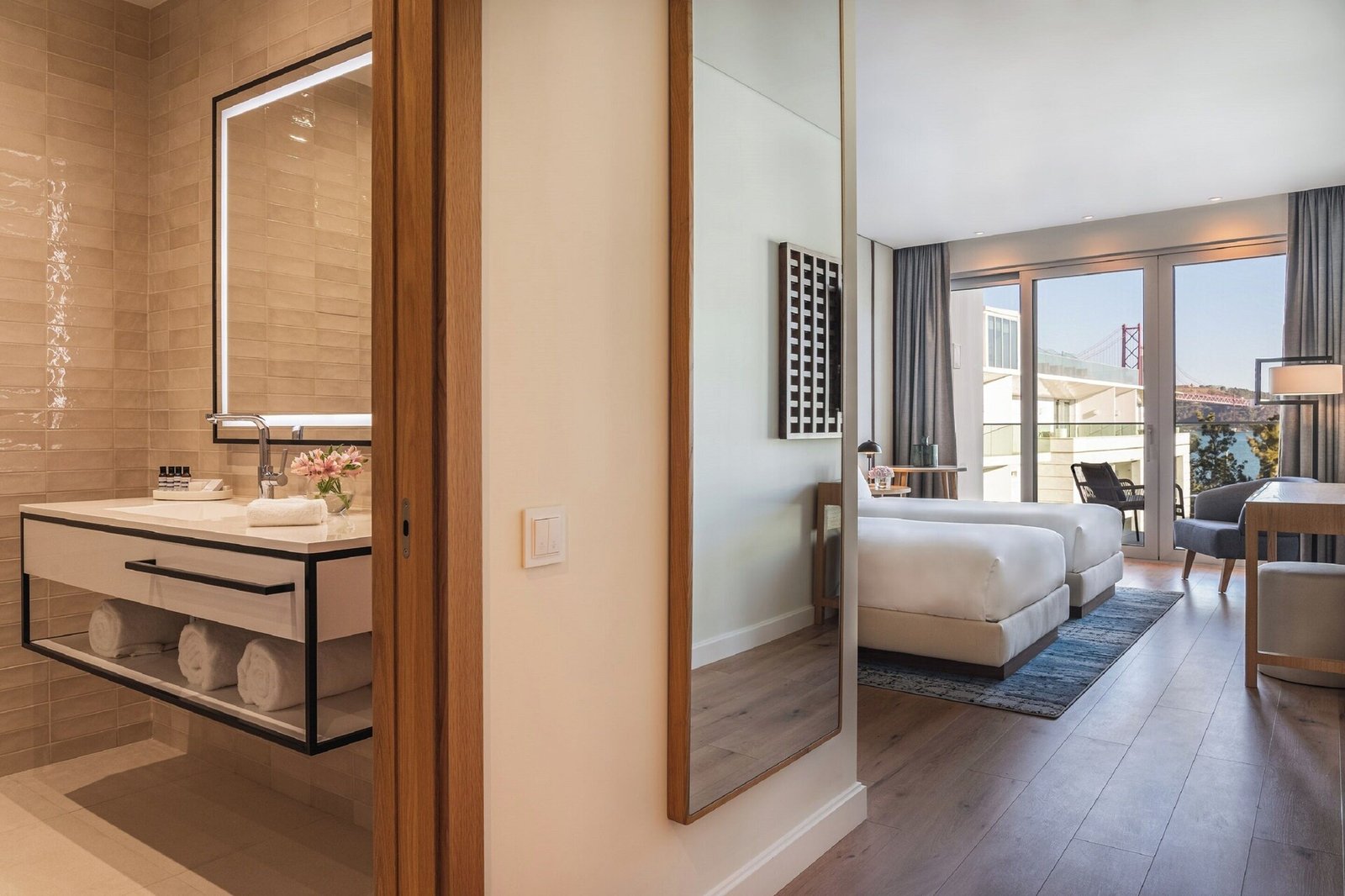 Hyatt Regency Lisbon, rooms