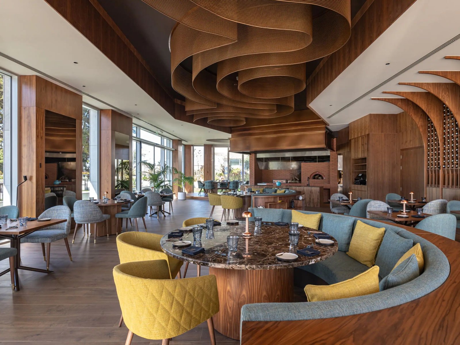 Hyatt Regency Lisbon, viseversa restaurant & bar