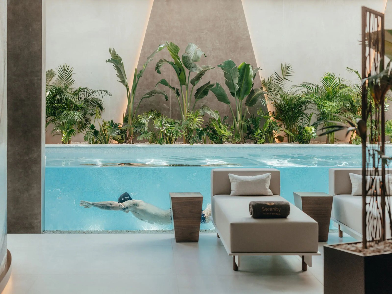 Hyatt Regency Lisbon, the pool
