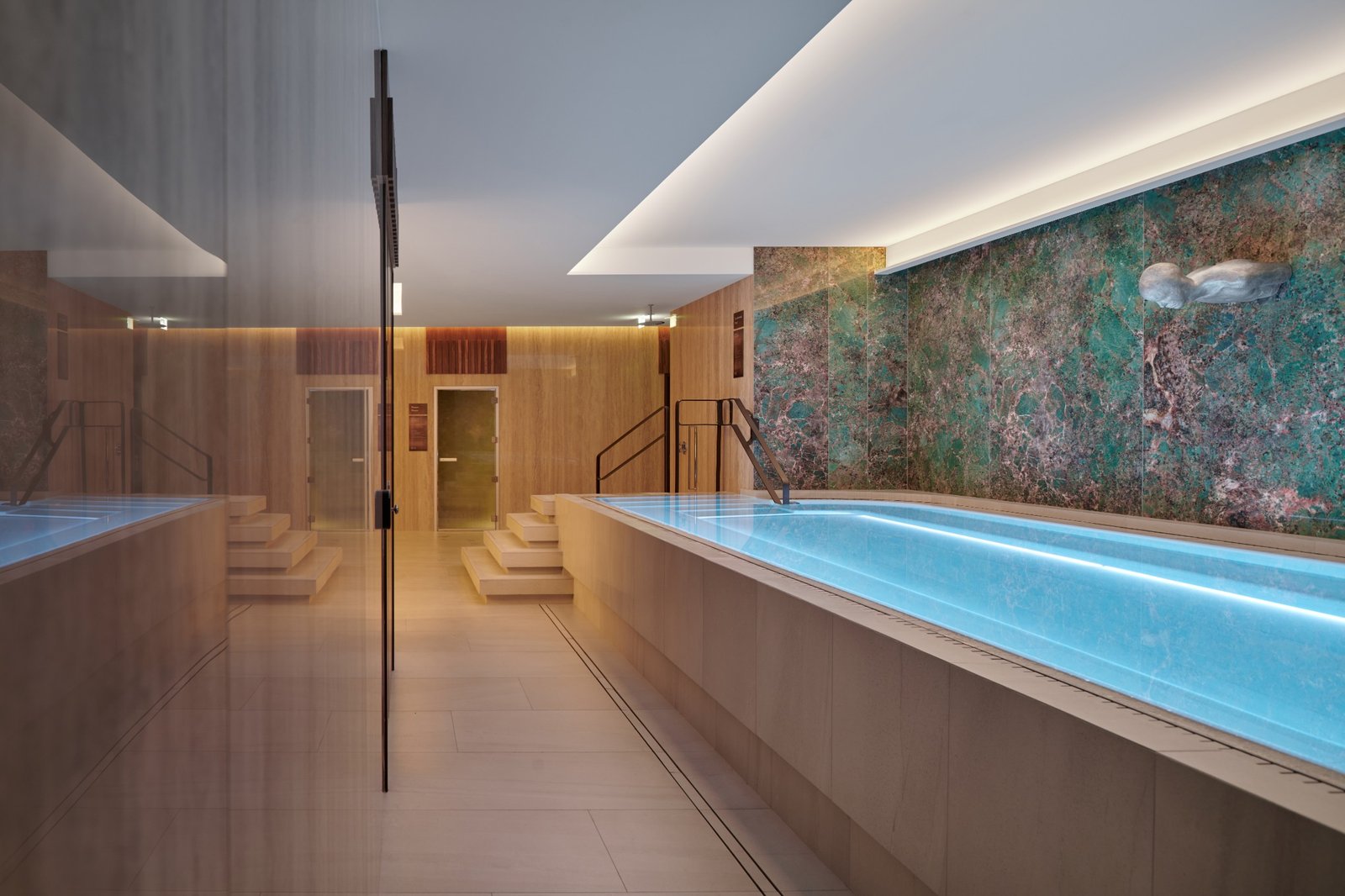 Iceland Parliament Hotel, Curio Collection by Hilton, the spa