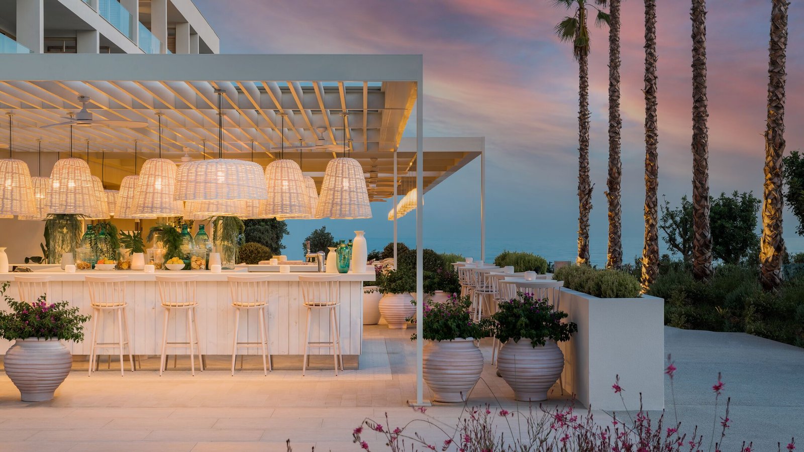 Ikos Andalusia, pool bar