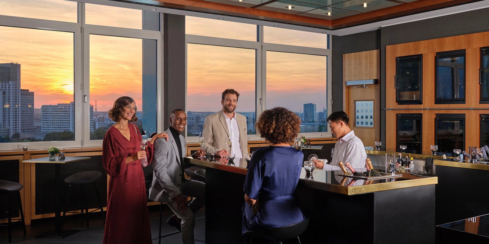 InterContinental Berlin, at the table