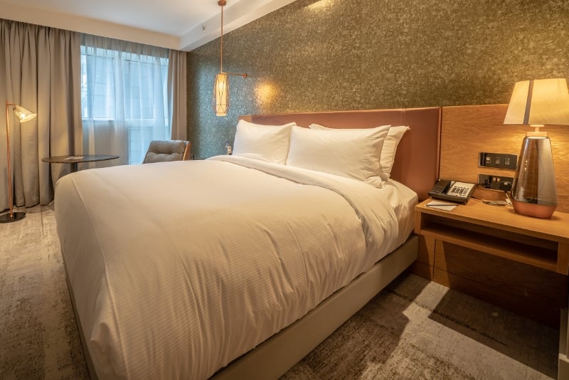 Lincoln Plaza London, Curio Collection by Hilton