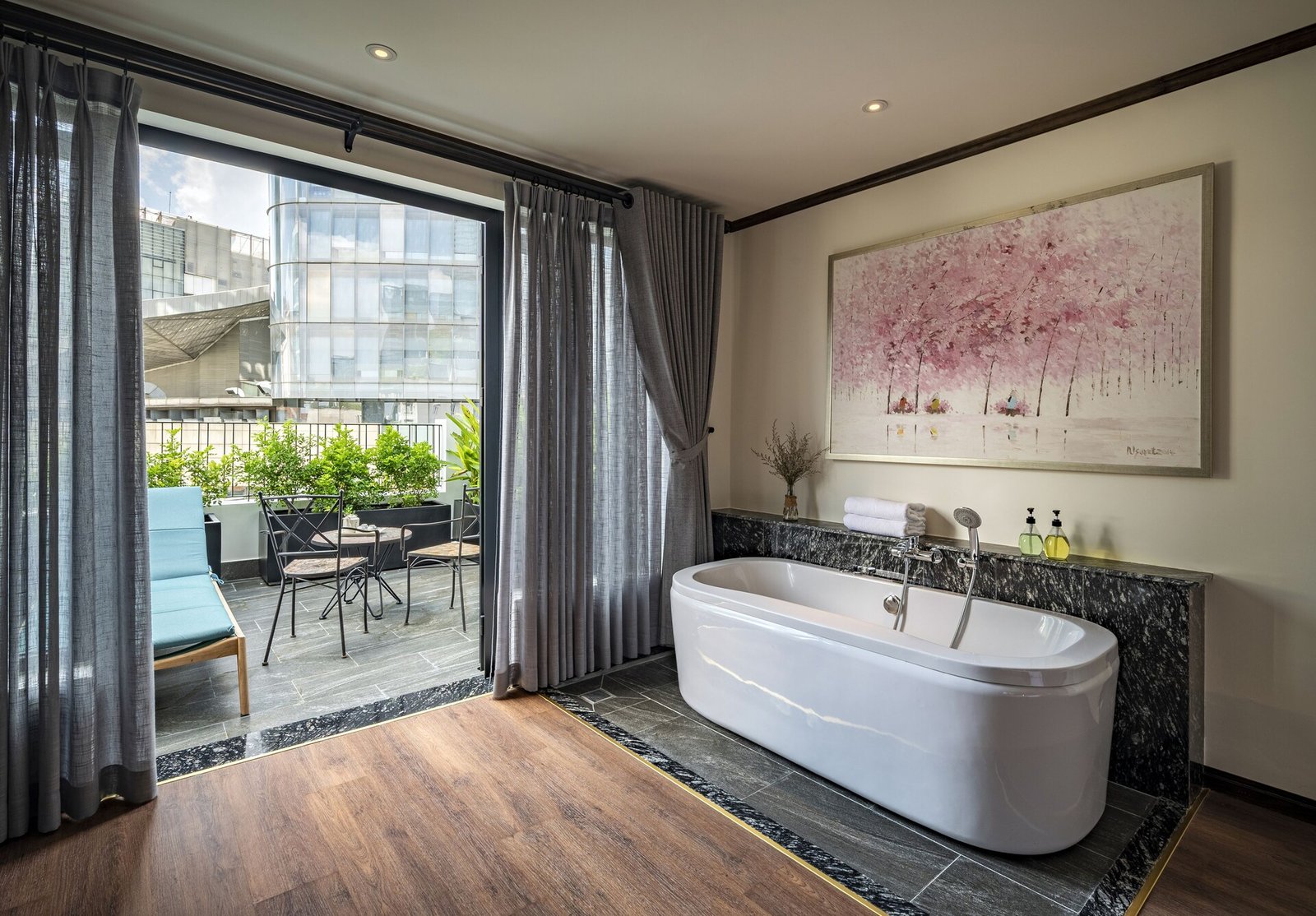 Amanaki Saigon Boutique Hotel — rooms