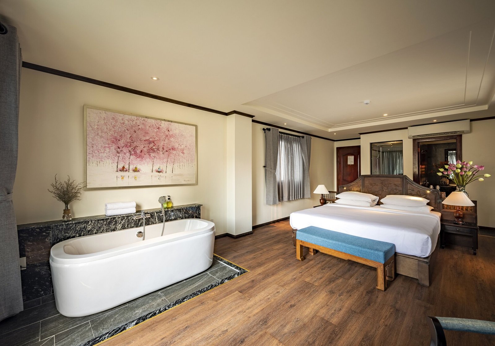 Amanaki Saigon Boutique Hotel — rooms