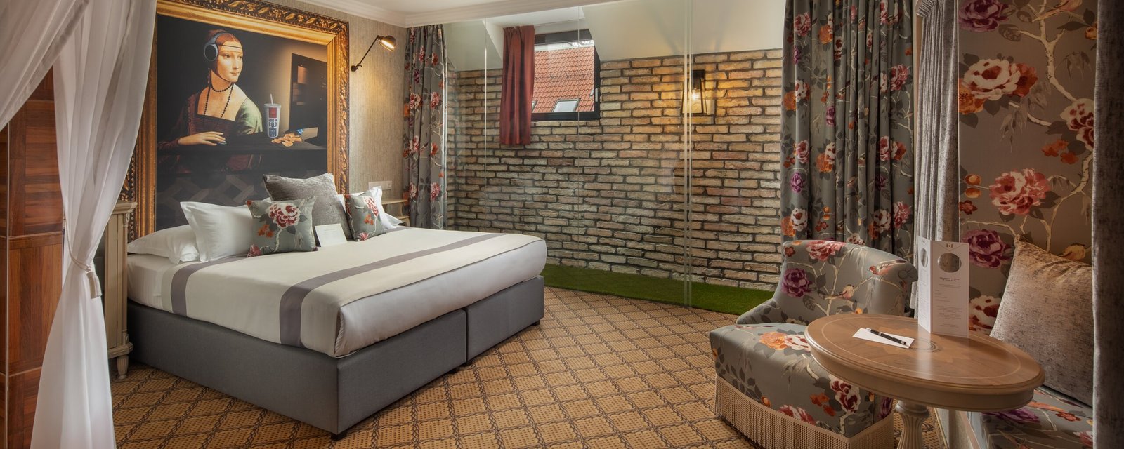 Mystery Hotel Budapest, rooms