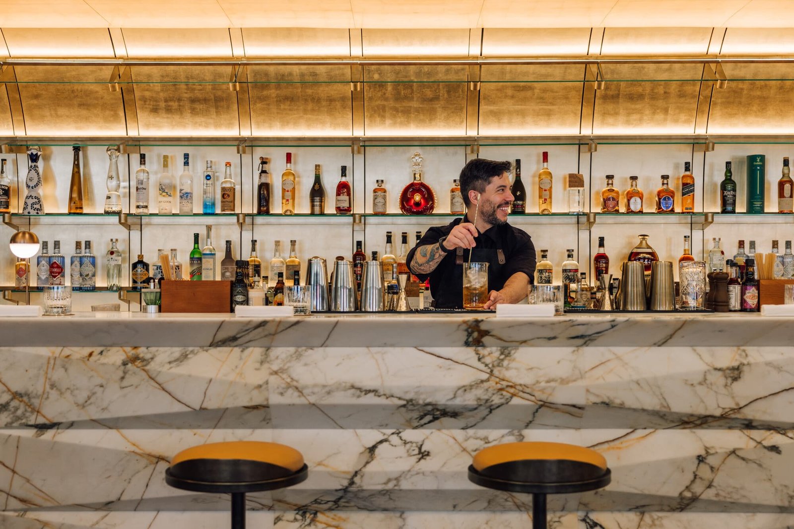 MYTHIC SANA Downtown Suites, black moon gastrobar