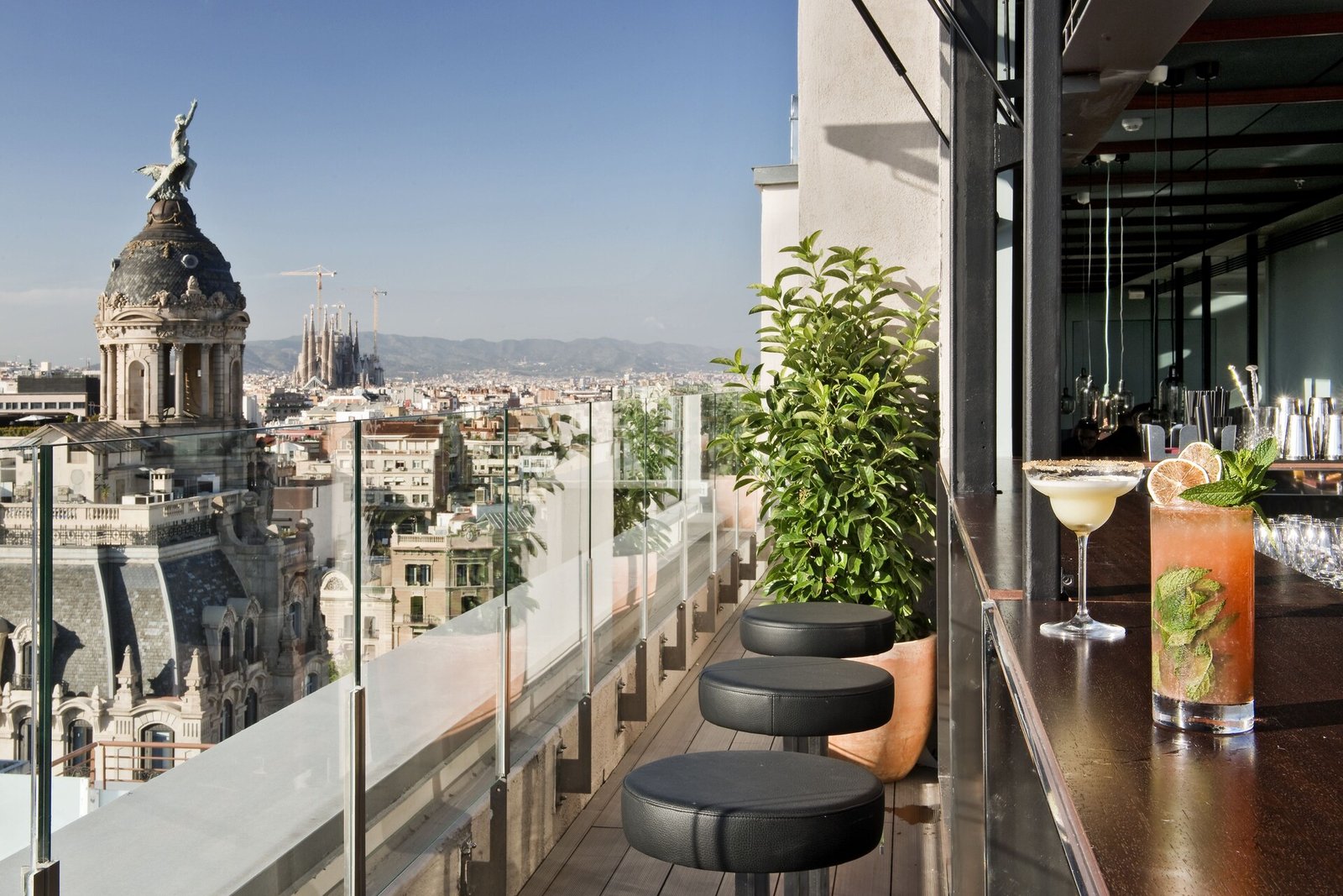 Hotel NH Collection Barcelona Gran Hotel Calderón, eleven bcn bar & terrace