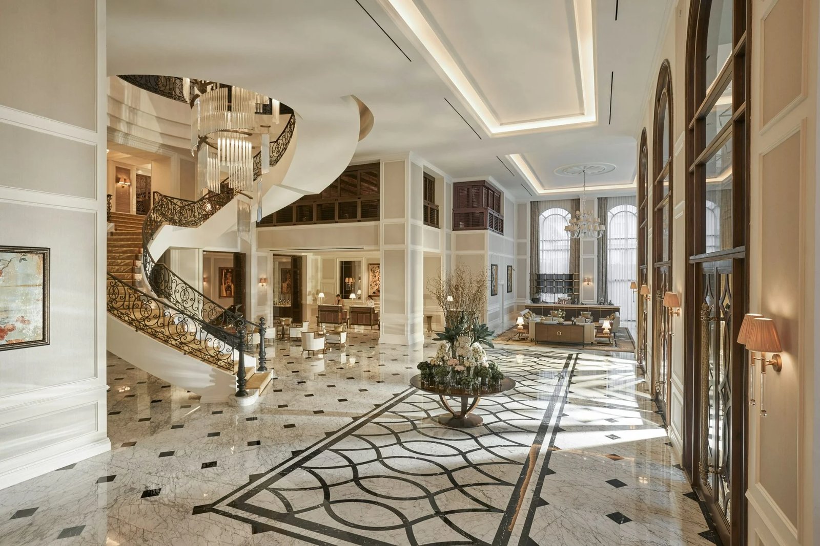 Mai House Saigon Hotel — vibe