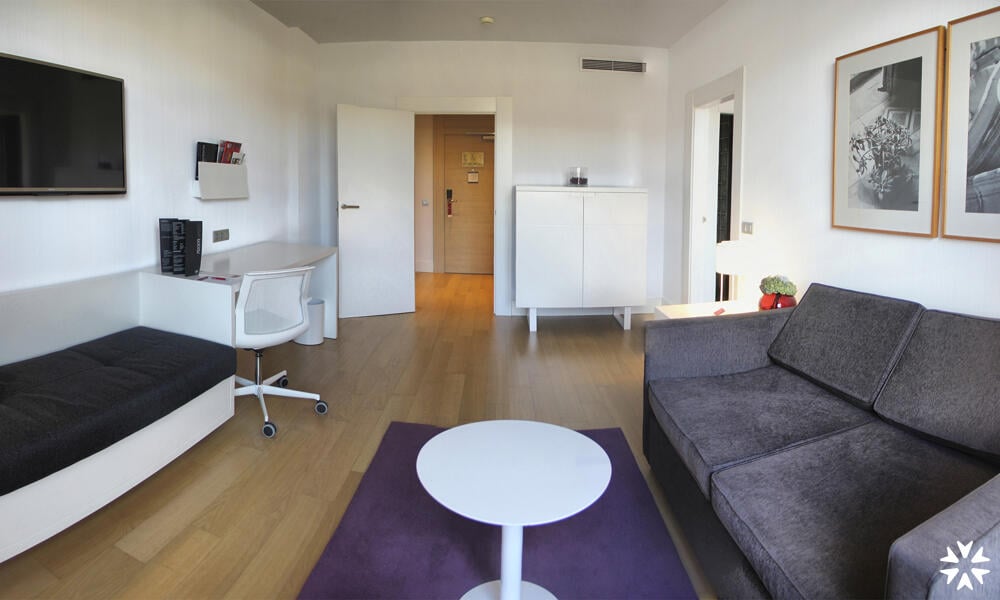 Hotel NH Collection Villa de Bilbao