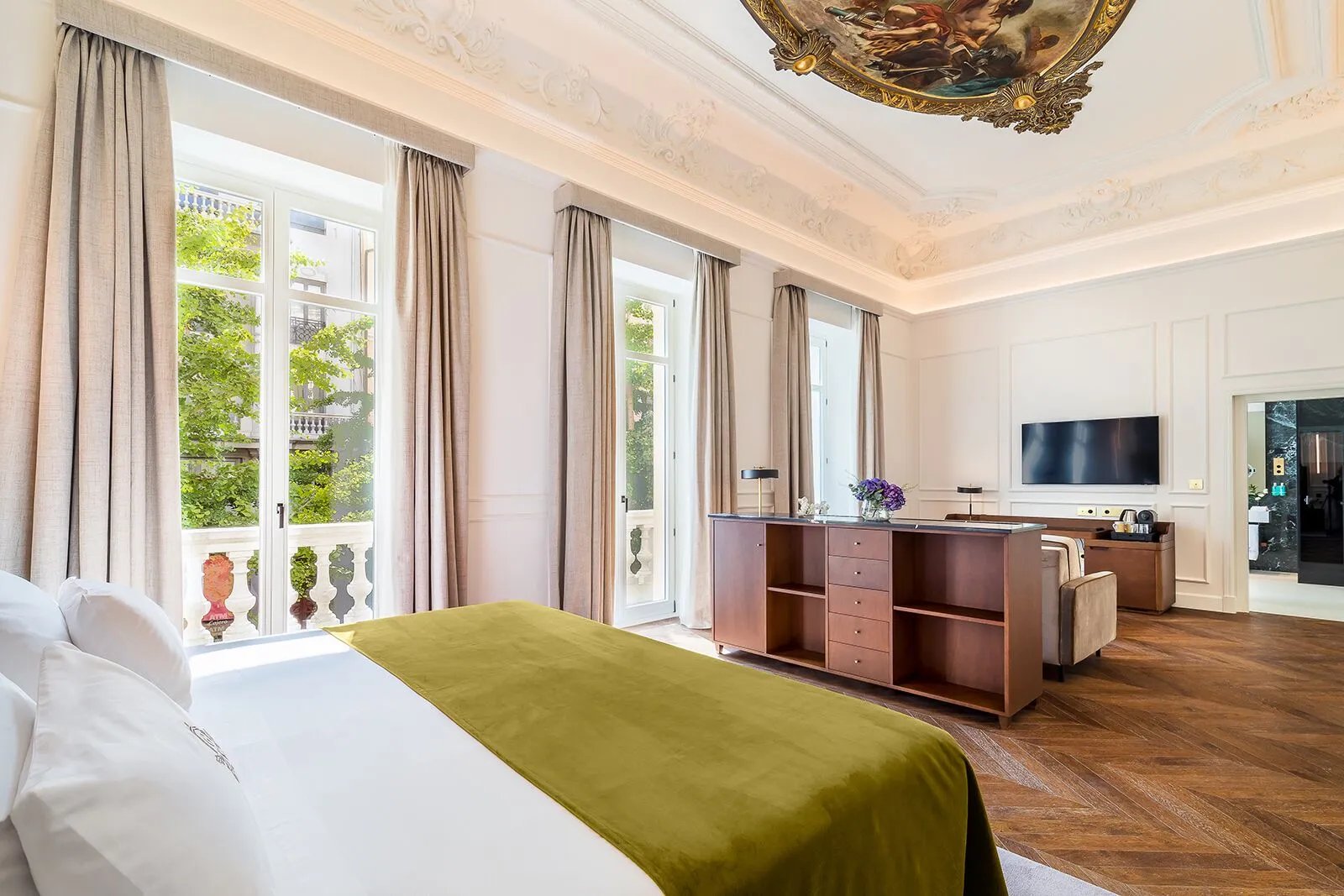 Palacio Gran Vía, a Royal Hideaway Hotel, rooms
