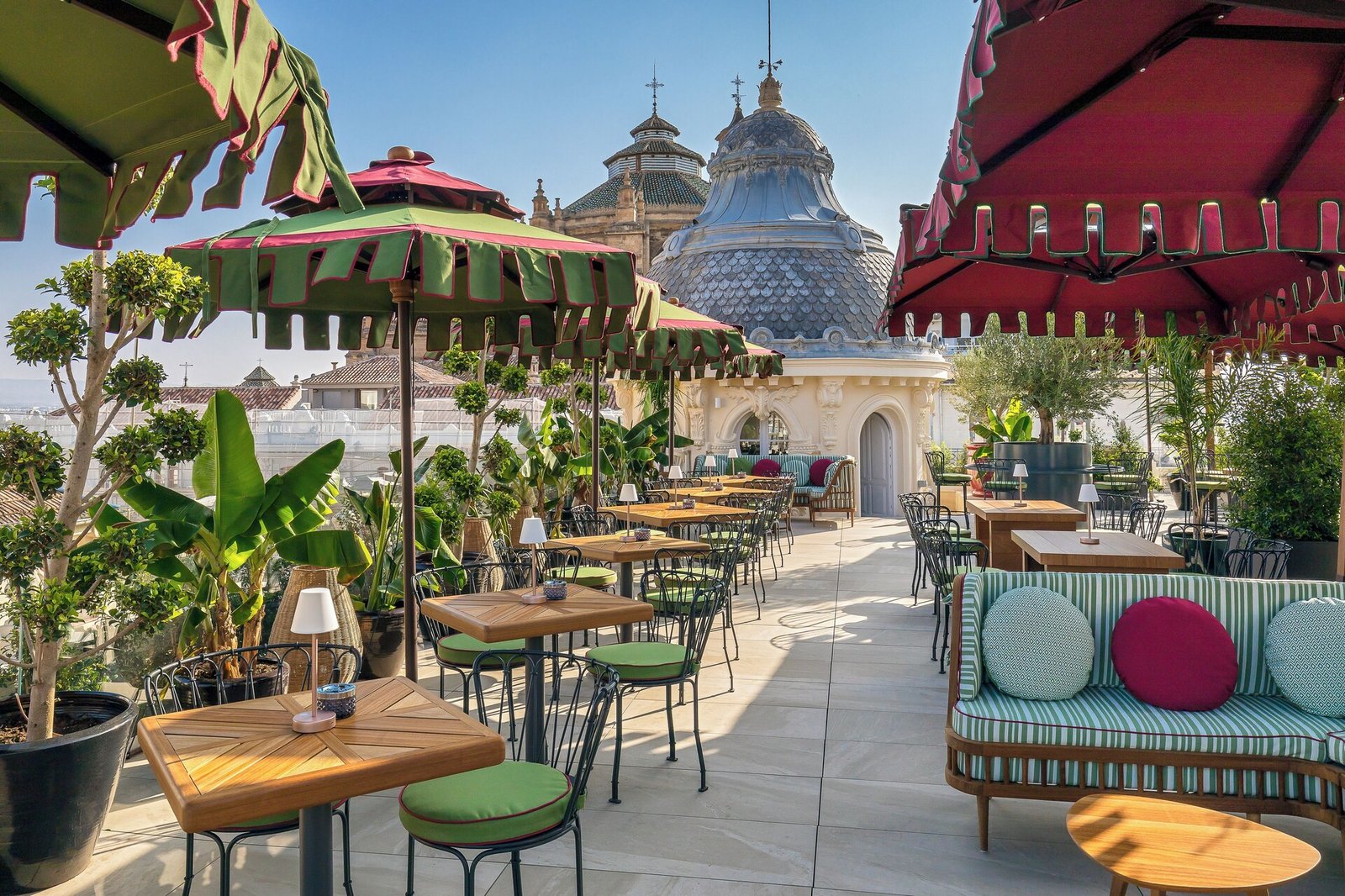 Palacio Gran Vía, a Royal Hideaway Hotel, at the table
