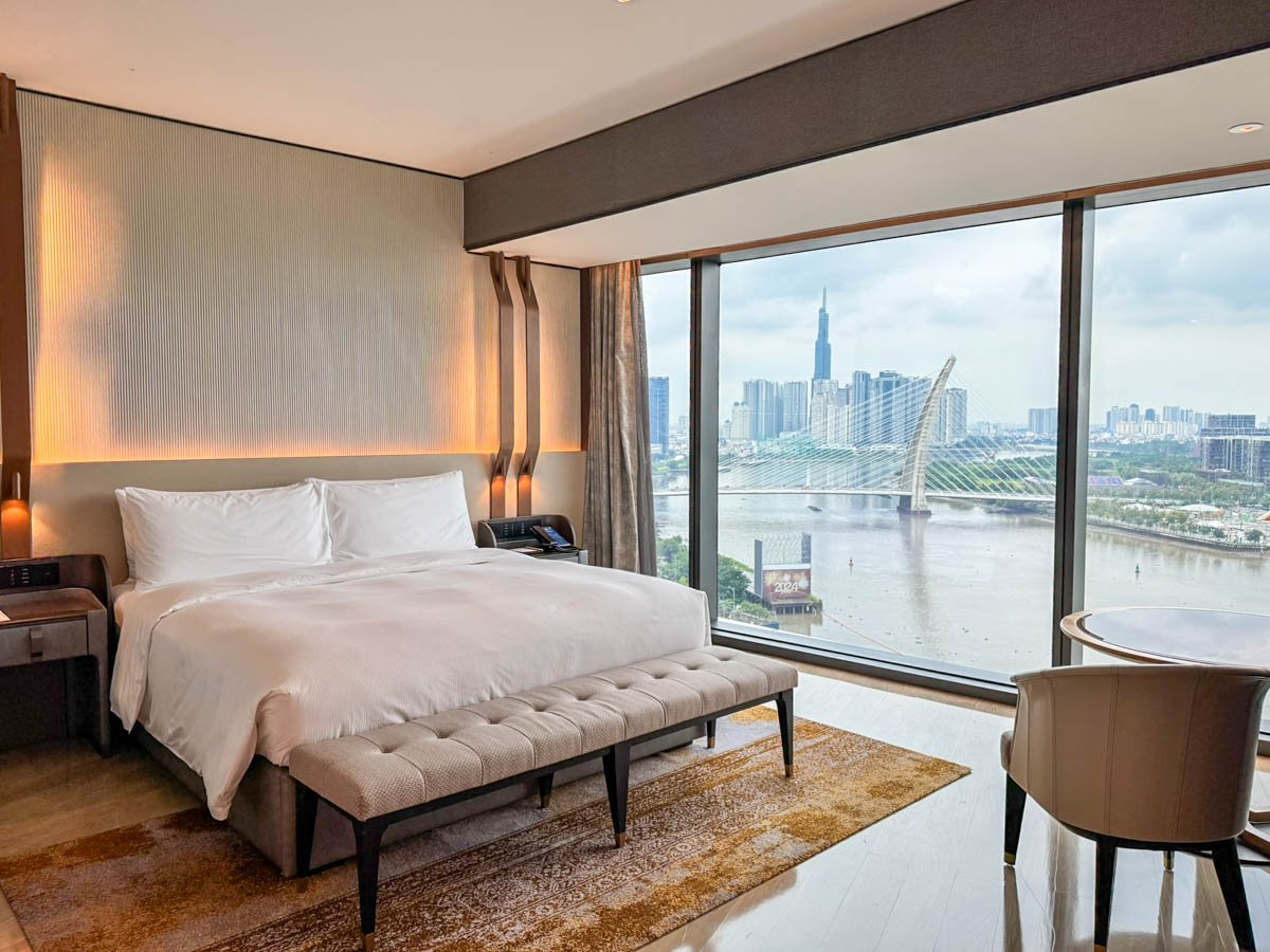 Hilton Saigon — rooms