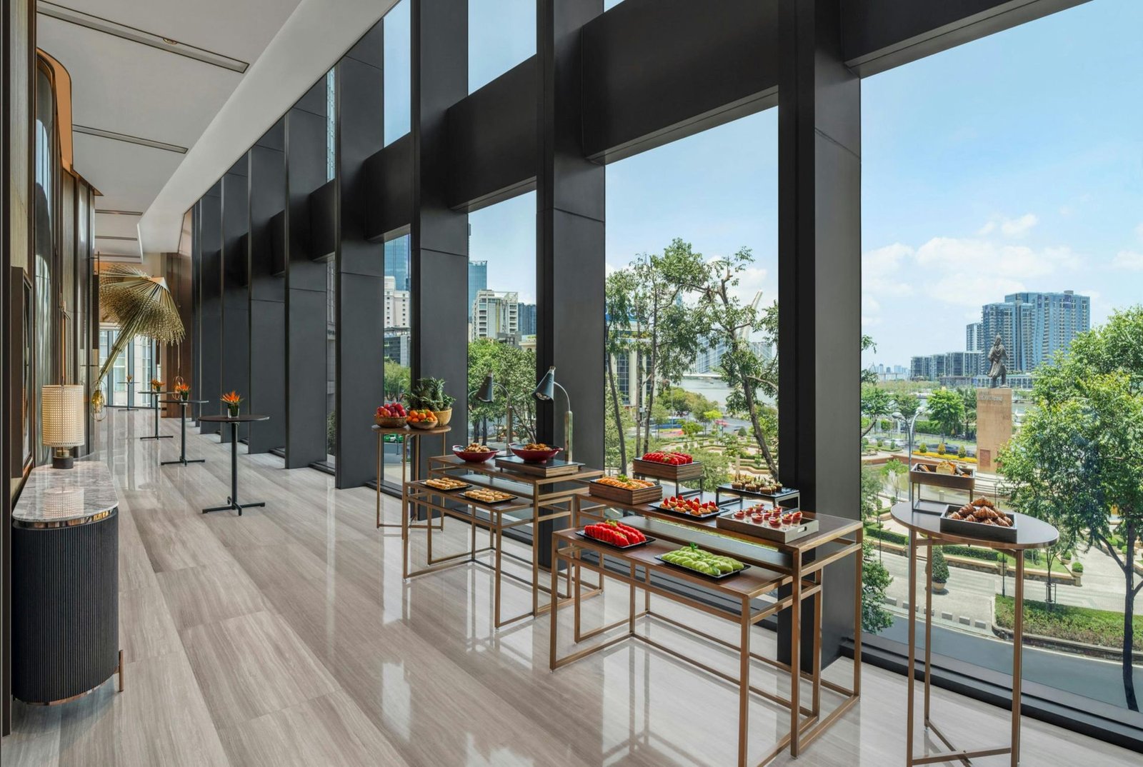 Hilton Saigon — eat & drink