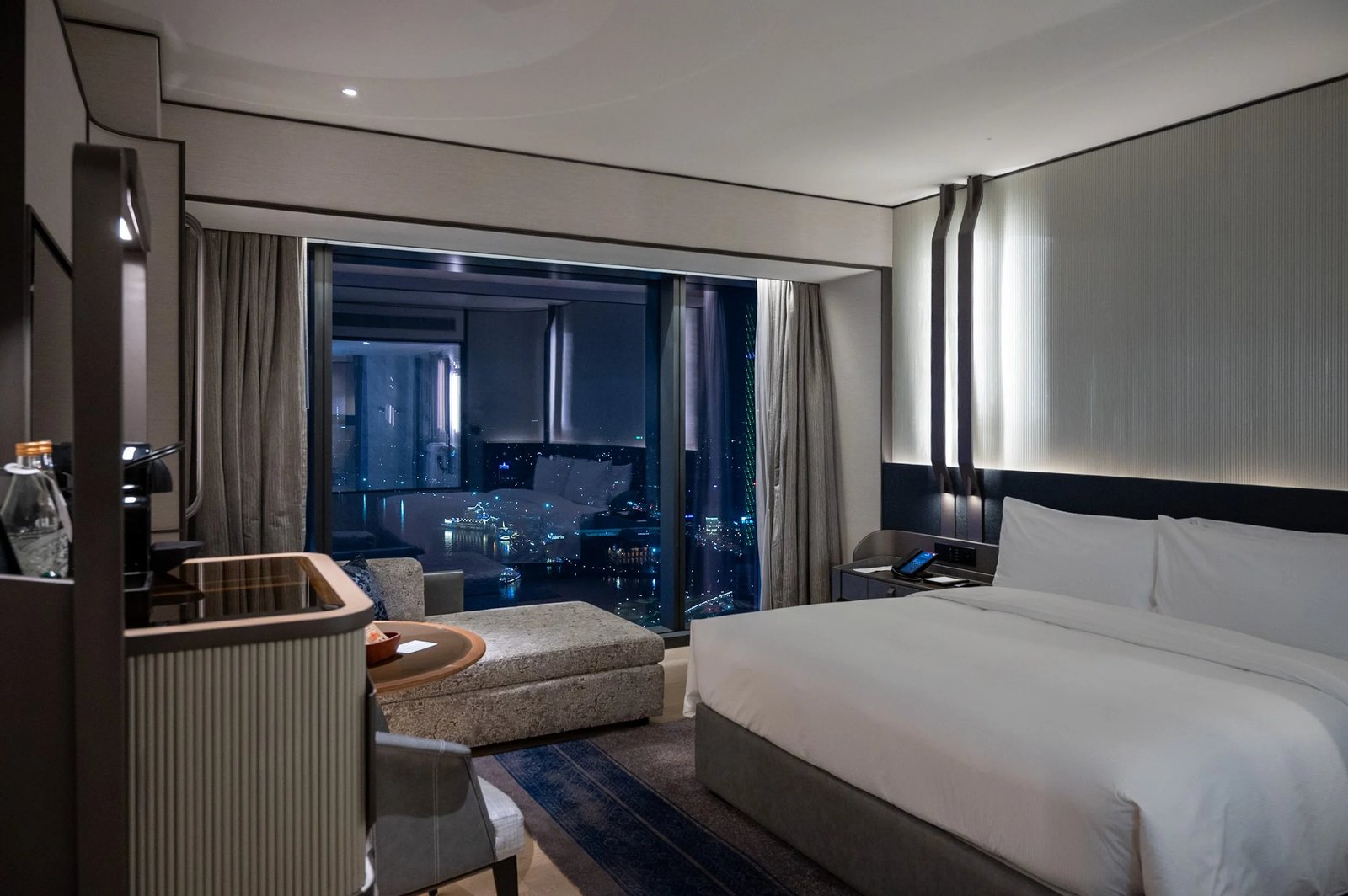 Hilton Saigon — rooms
