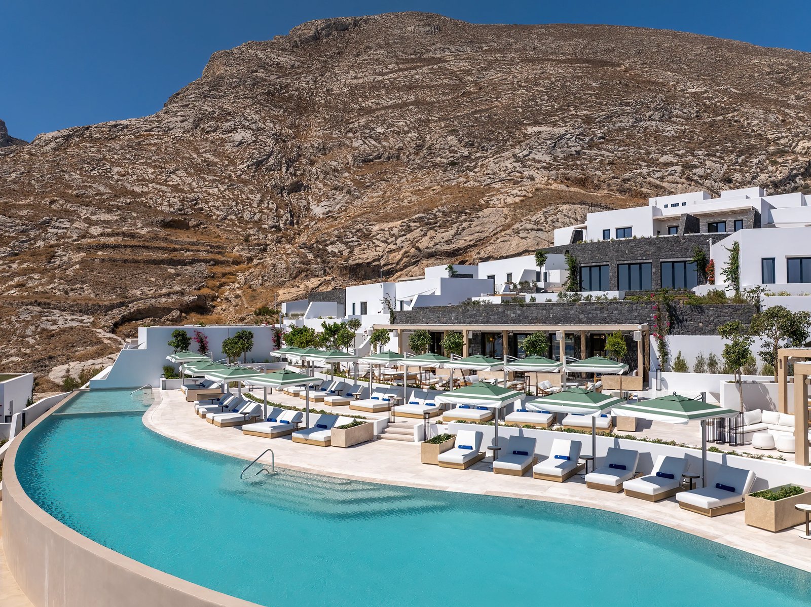 Sandblu Santorini, LXR Hotels & Resorts, the pool
