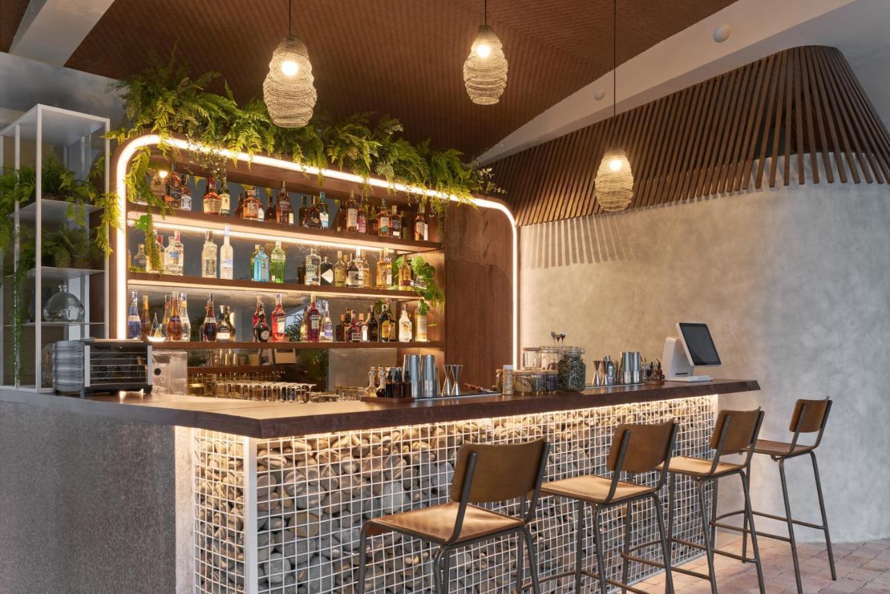 Silverland May Hotel — eat & drink