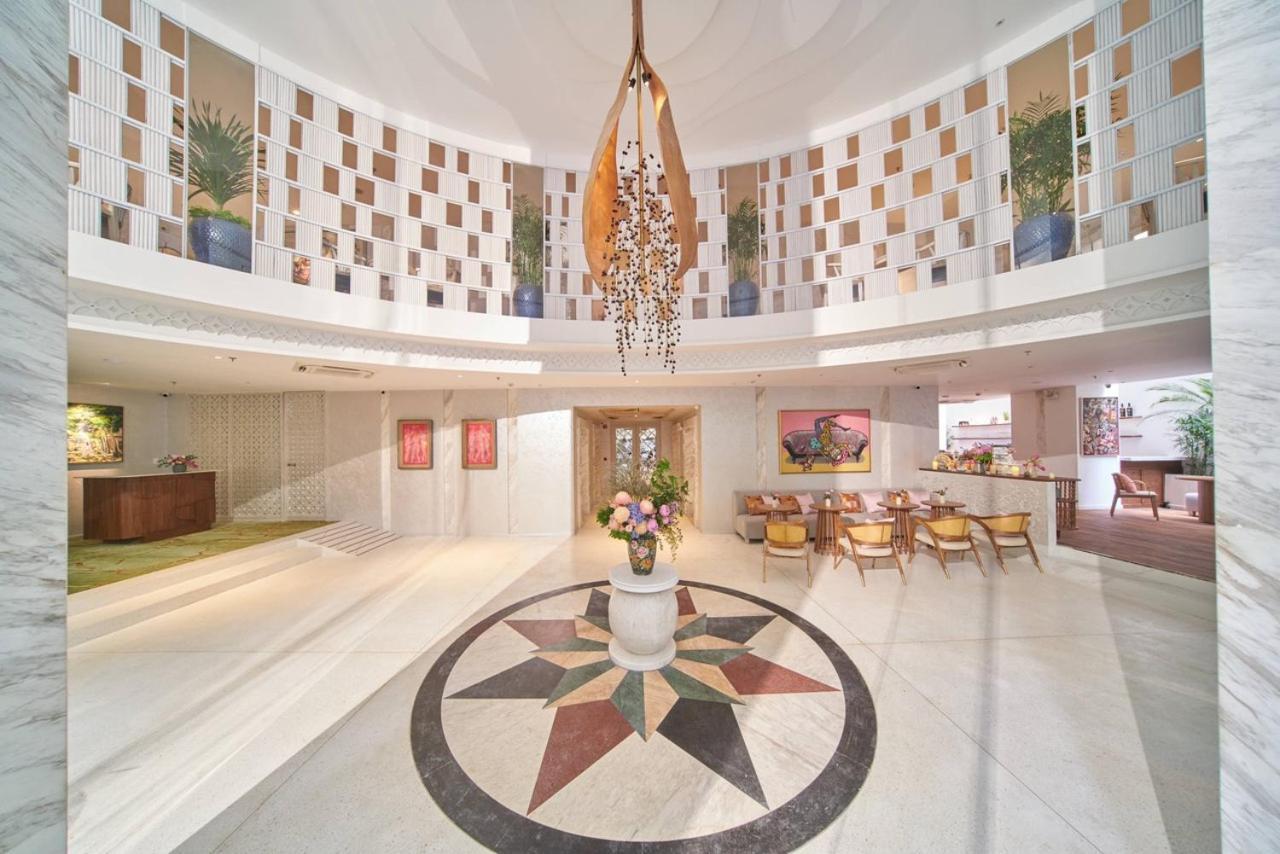 Silverland May Hotel — vibe