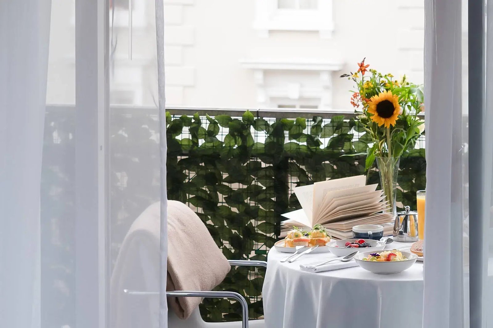 The Lowndes London