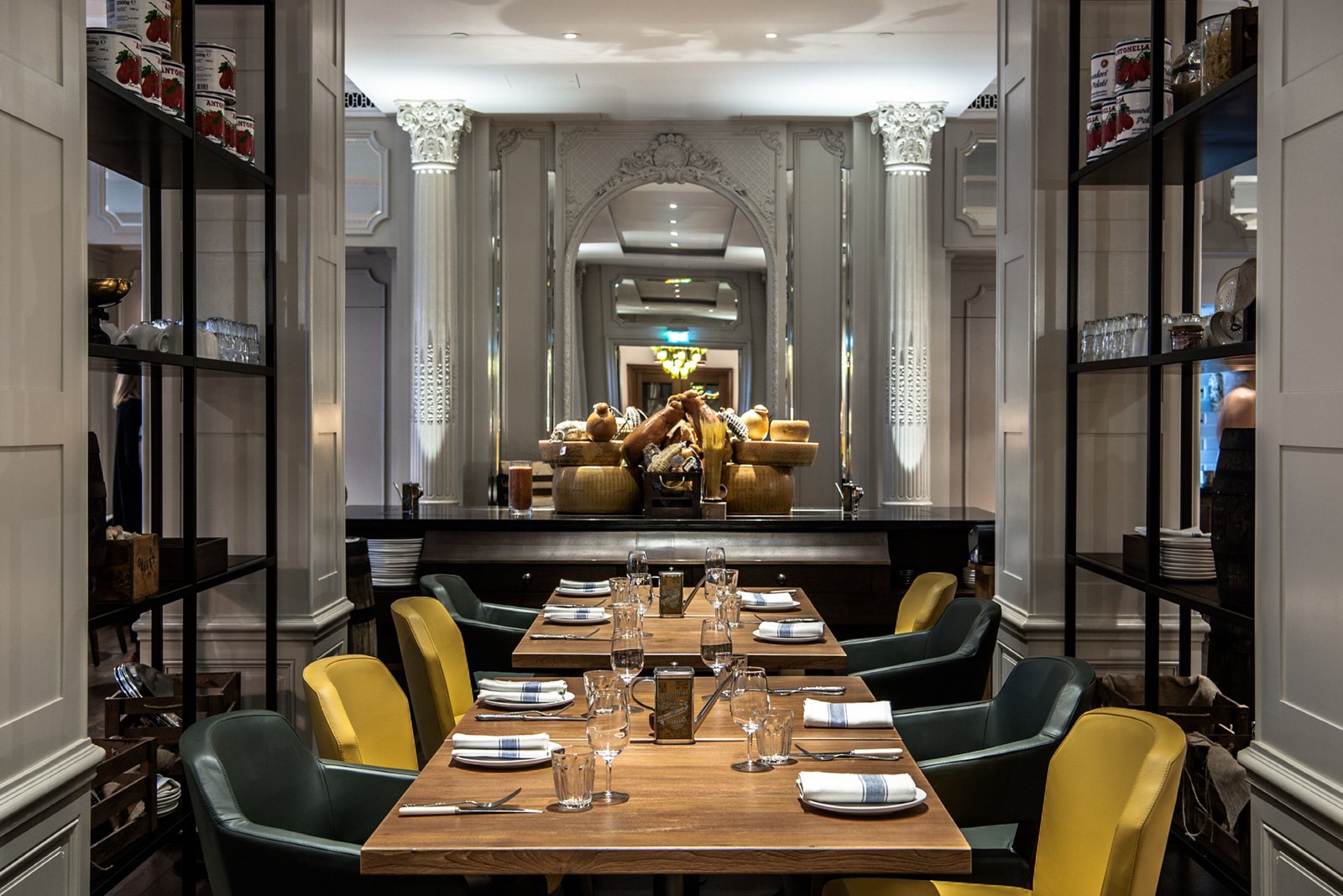 Sheraton Grand London Park Lane, the palm court