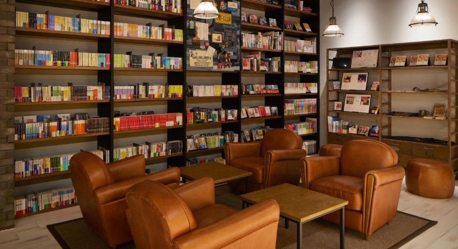 Lamp Light Books Hotel