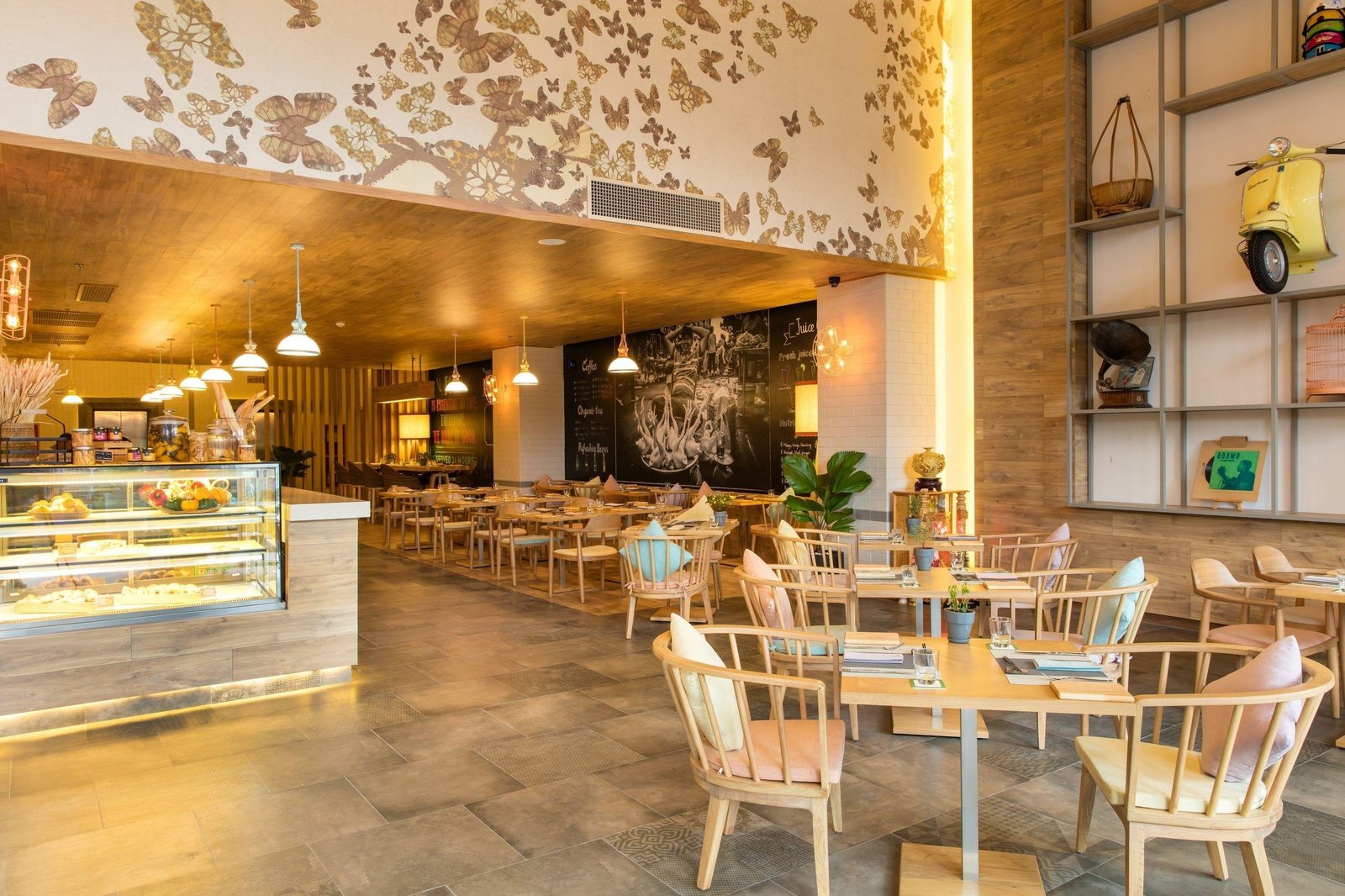 Fusion Suites Saigon, fresh restaurant