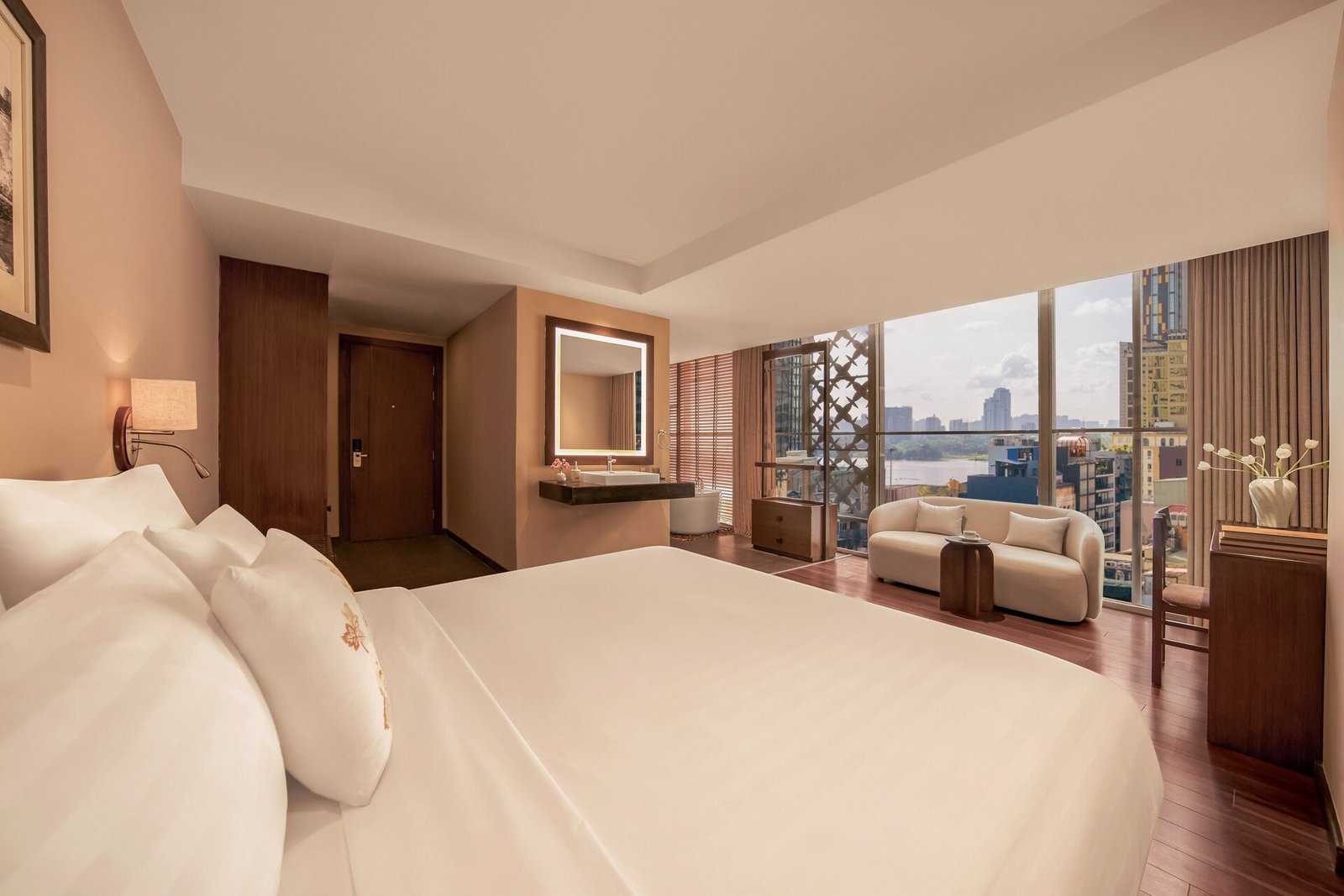 Silverland Sakyo Hotel — rooms