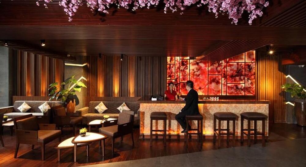 Silverland Sakyo Hotel, at the table