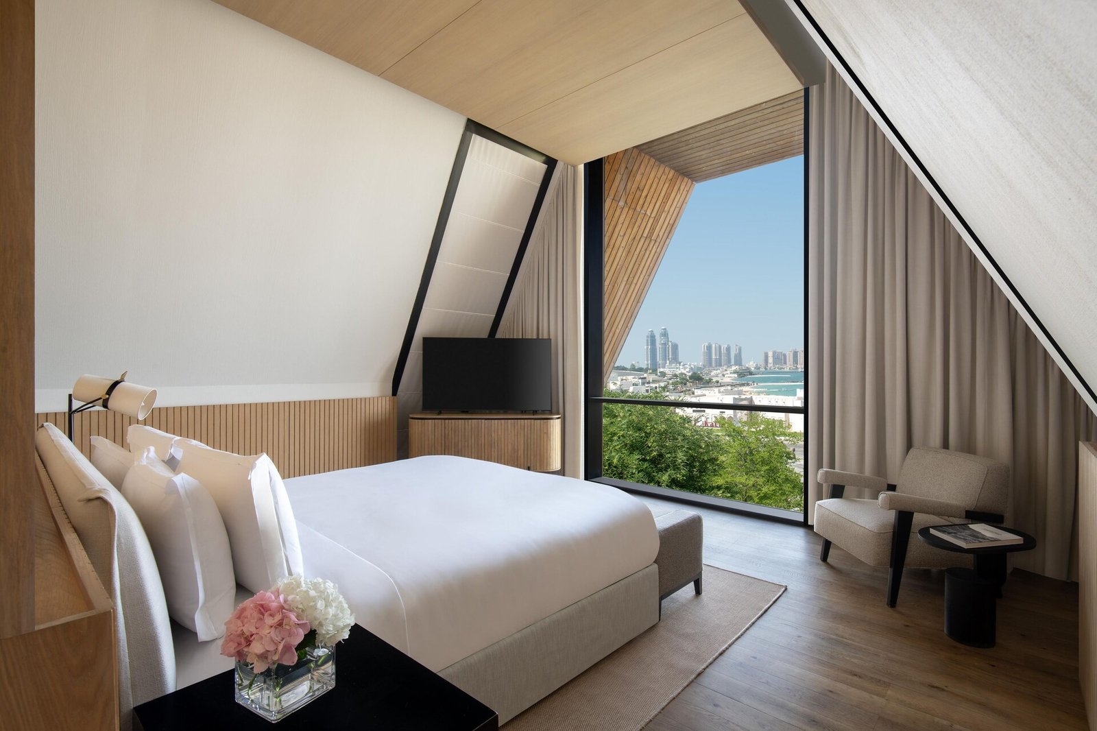 Katara Hills Doha, LXR Hotels & Resorts, rooms