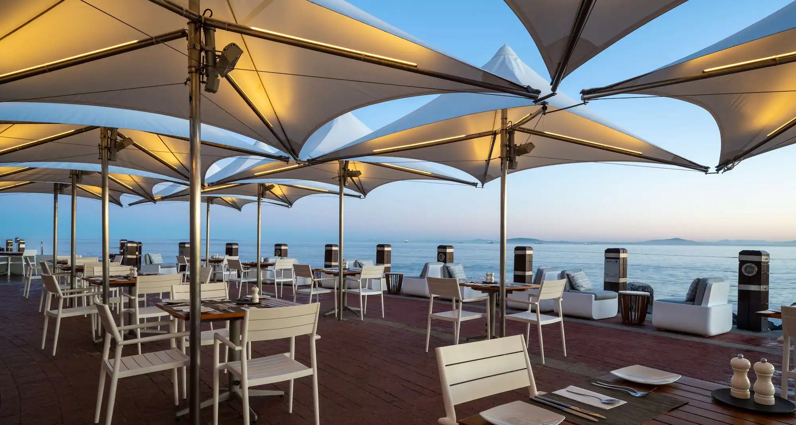 Radisson Collection Hotel, Waterfront Cape Town, at the table