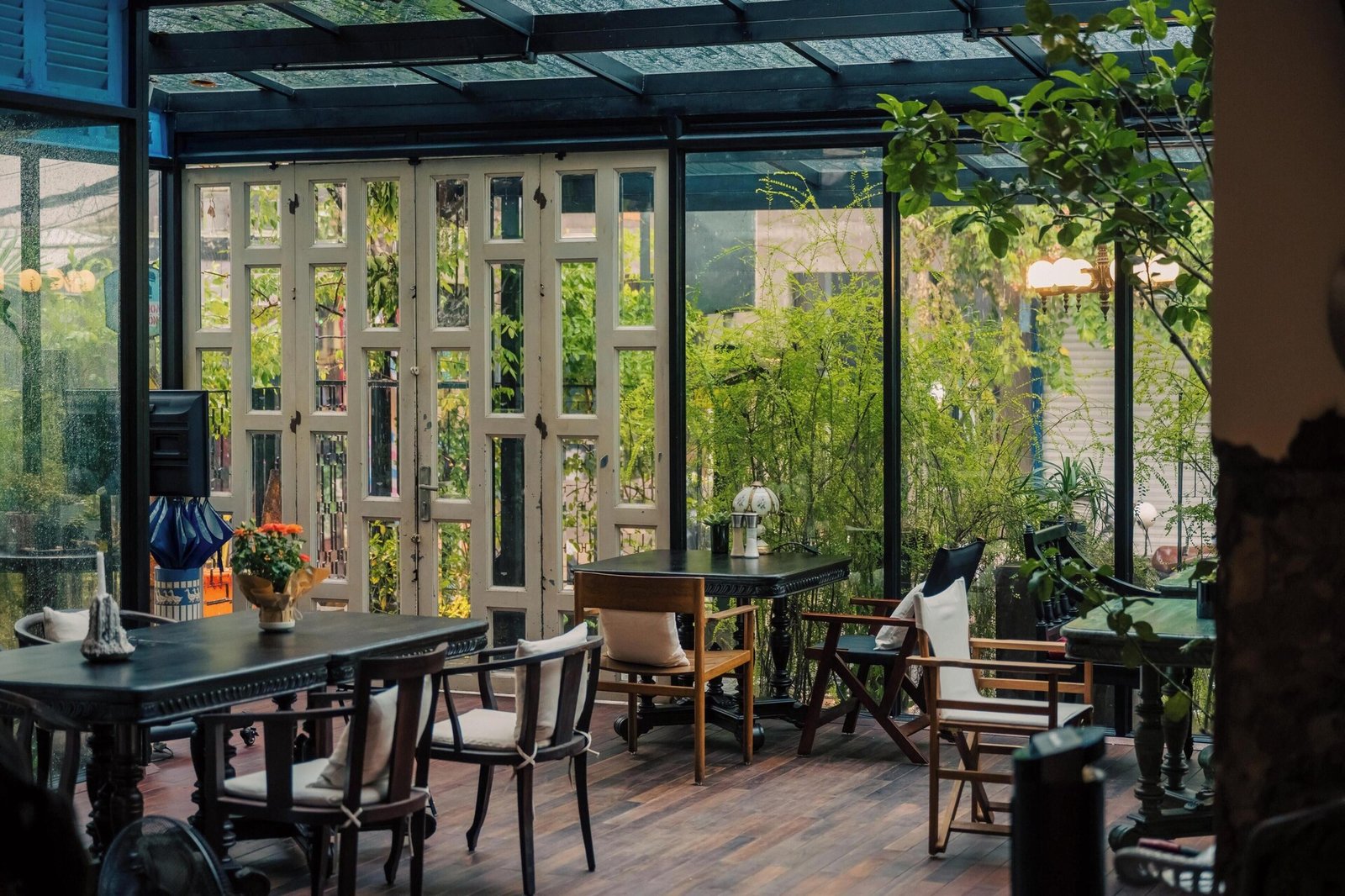 Amanaki Thao Dien Hotel — vibe