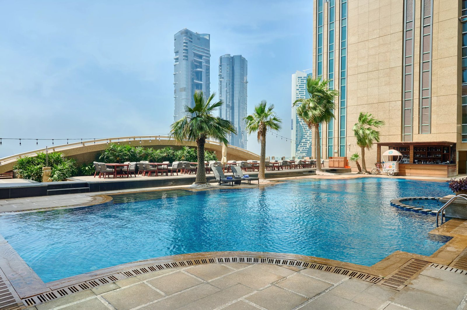 Sofitel Abu Dhabi Corniche, the pool