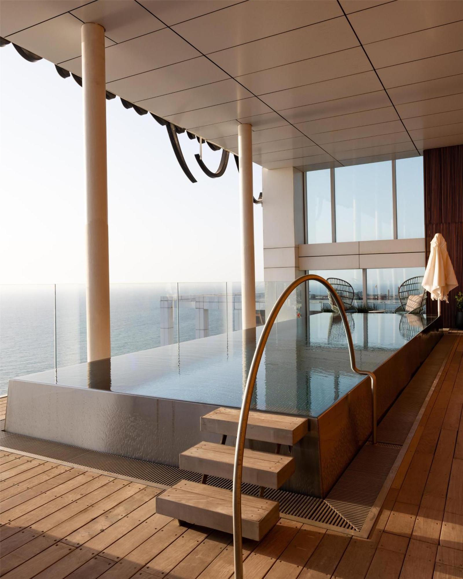 The David Kempinski Tel Aviv, the pool
